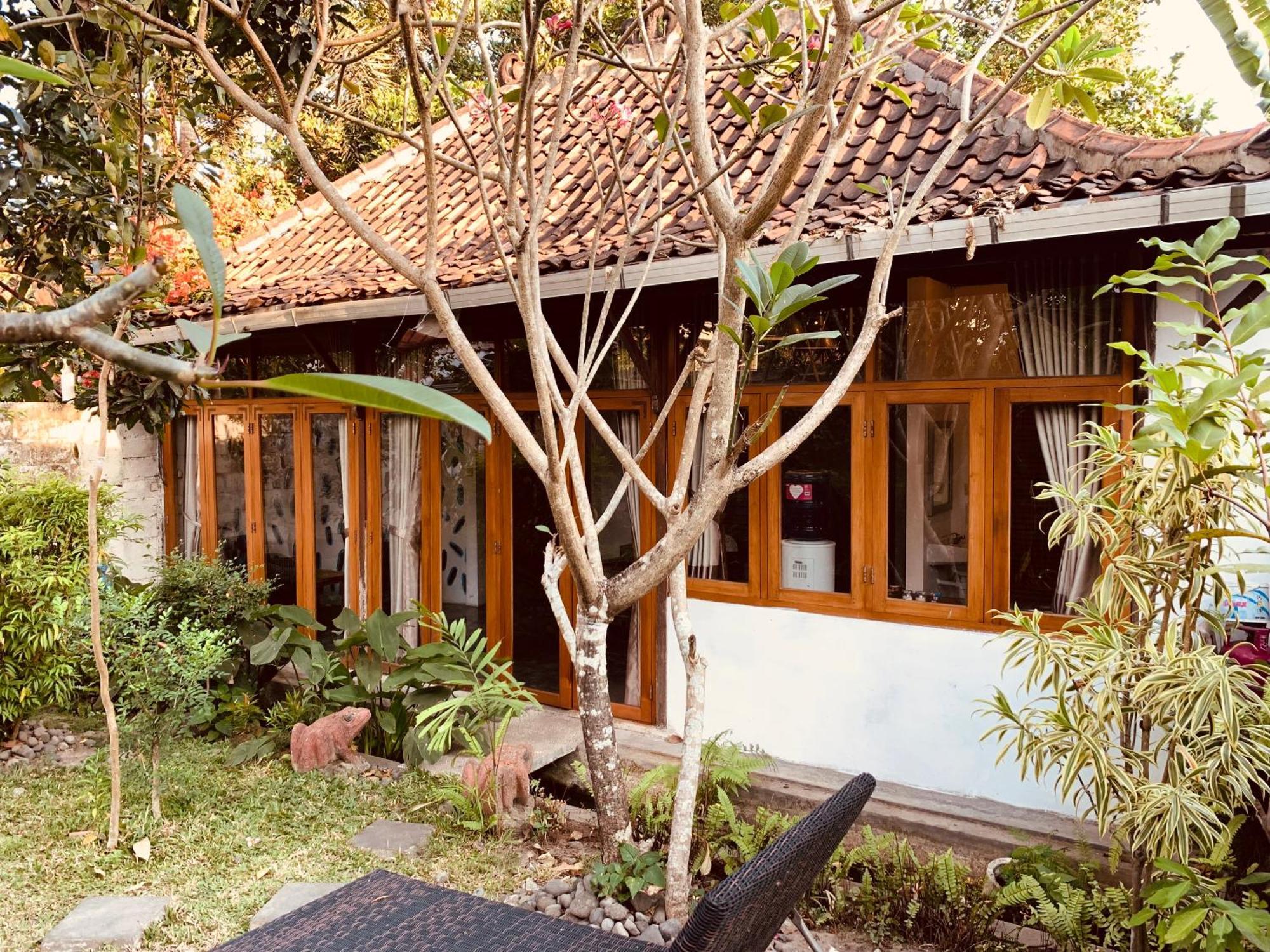 Yoga Lover Yogyakarta Exteriör bild